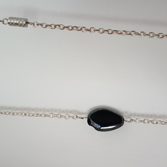 SET | Earrings and Necklace | Red & Black | Handmade - Picture 10 of 10